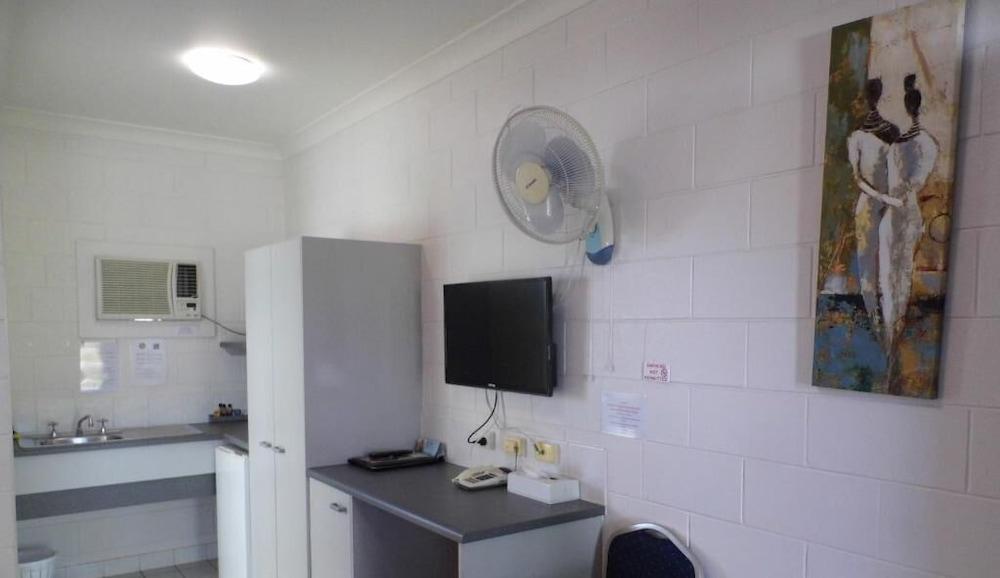Central Point Motel Mount Isa Exterior foto