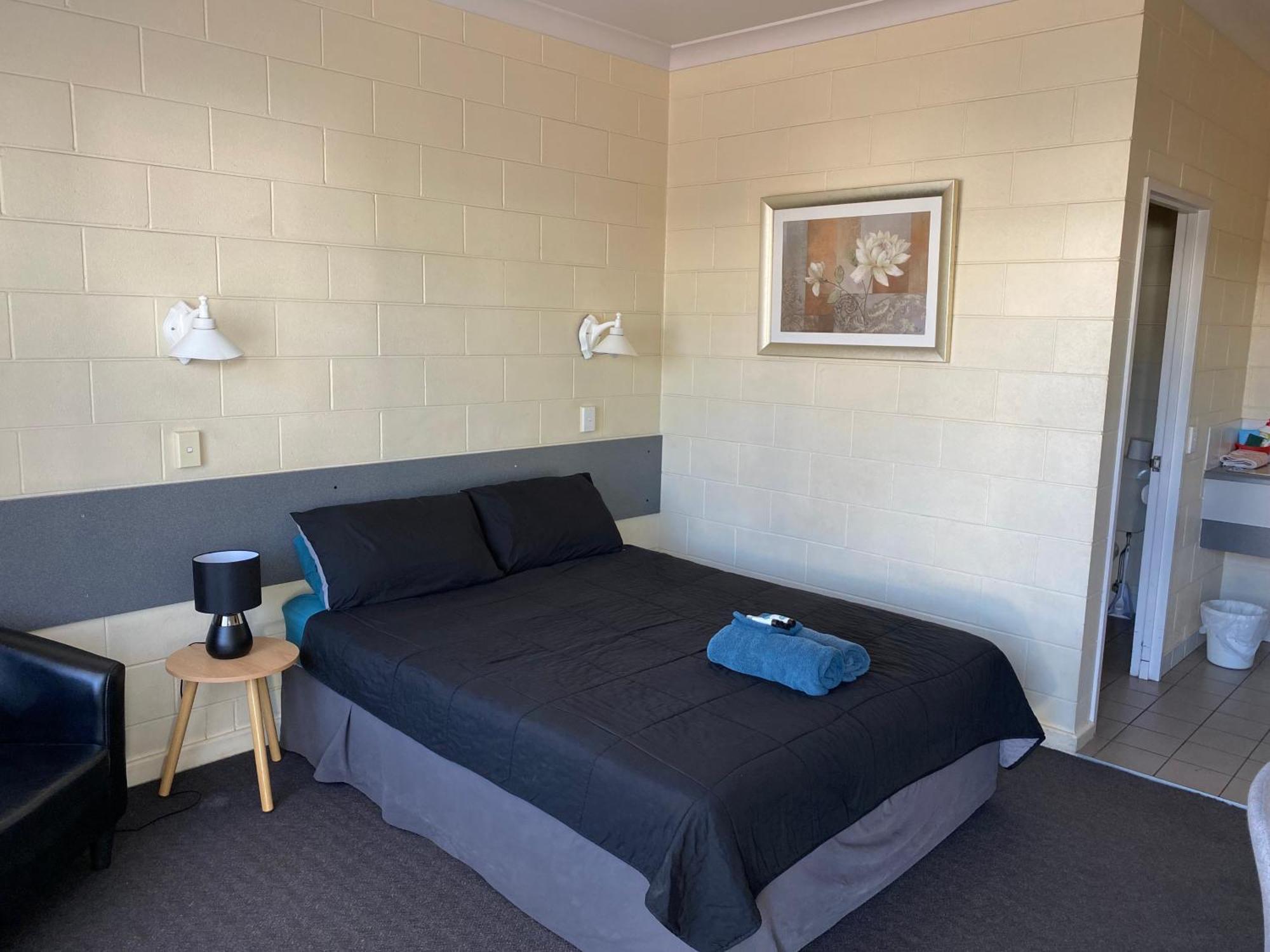 Central Point Motel Mount Isa Exterior foto