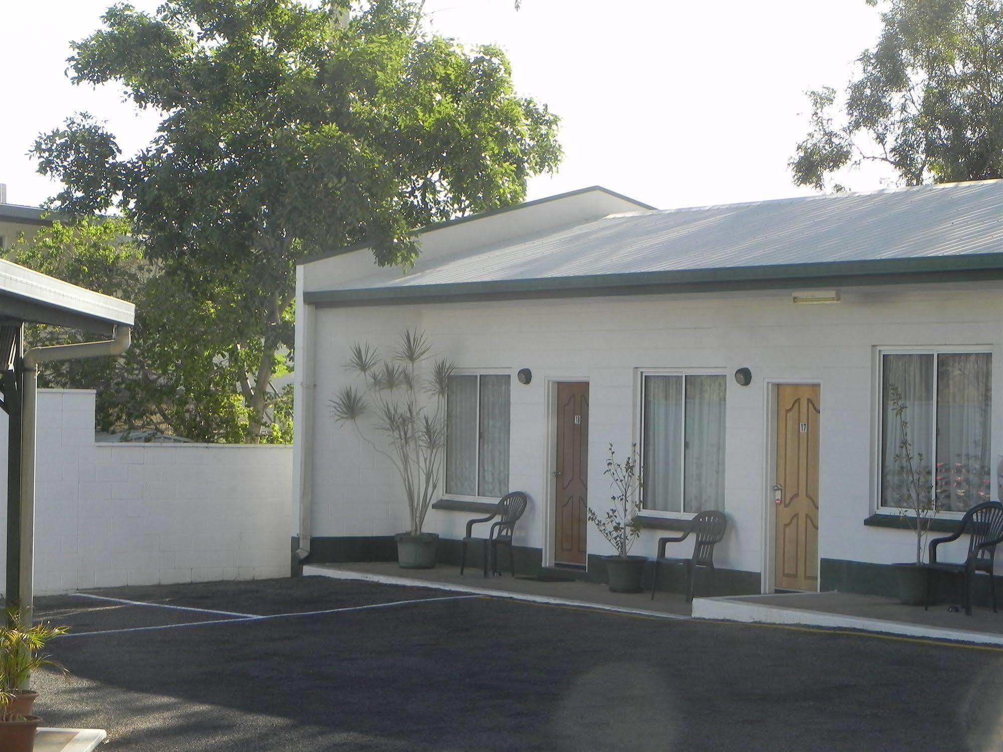 Central Point Motel Mount Isa Exterior foto