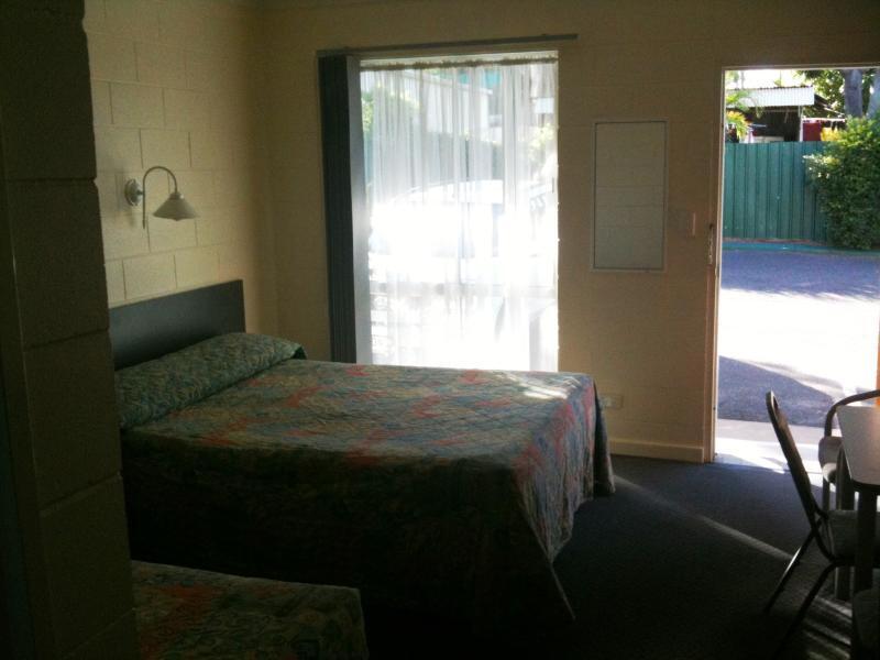 Central Point Motel Mount Isa Exterior foto
